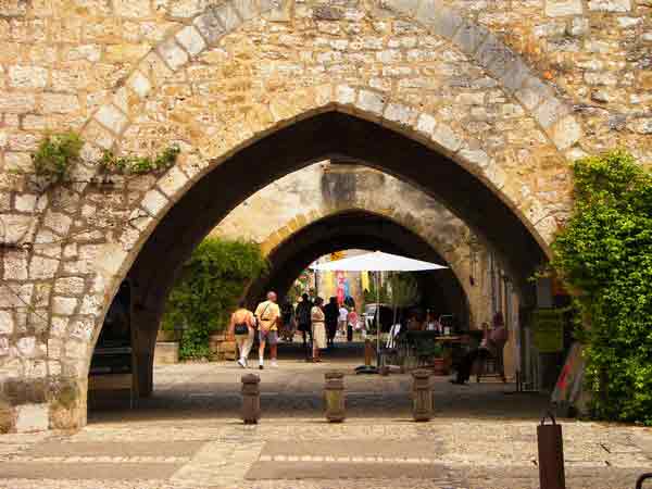 Beautiful Monpazier in Dordogne