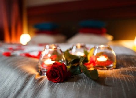 Where can I ask my girlfriend to marry me? 10 Unique Wedding Proposal Ideas in Europe