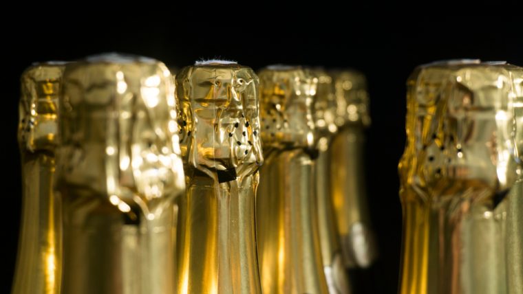 10 Outstanding Sparkling Wines from Cava, Corpinnat & Penedès