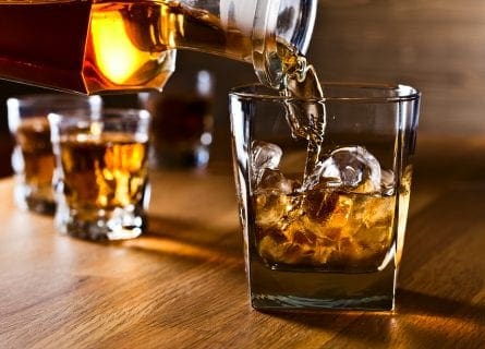 Discovering the Finest Irish Whiskeys: A Connoisseur’s Guide