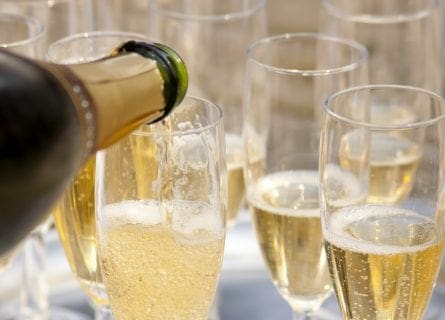 Italian Sparkling Wines: A Journey Through Bubbles and Elegance