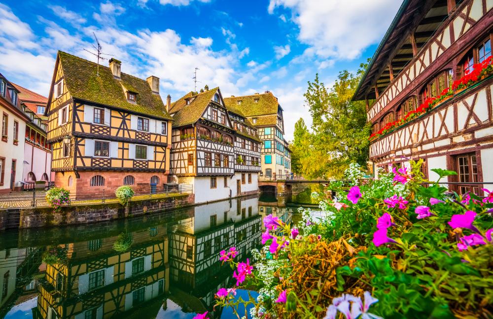 Alsace regional guide and tourist attractions - Alsace, France