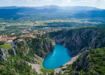 Blue Lake in Imotski, where Dalmatinska Zagora’s limestone landscapes meet its ancient wine country. Blue Lake in Imotski, where Dalmatinska Zagora’s limestone landscapes meet its ancient wine country.