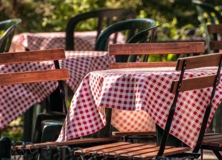 Al Fresco Dining in Bordeaux