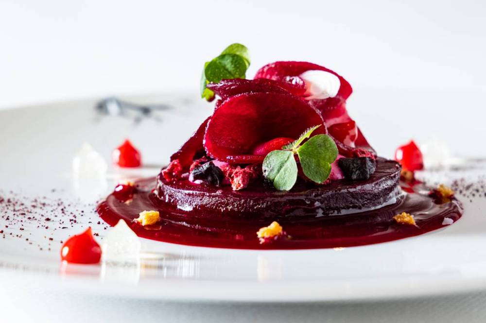 Creative Dining at Hostellerie du Chapeau Creative Dining at Hostellerie du Chapeau rouge