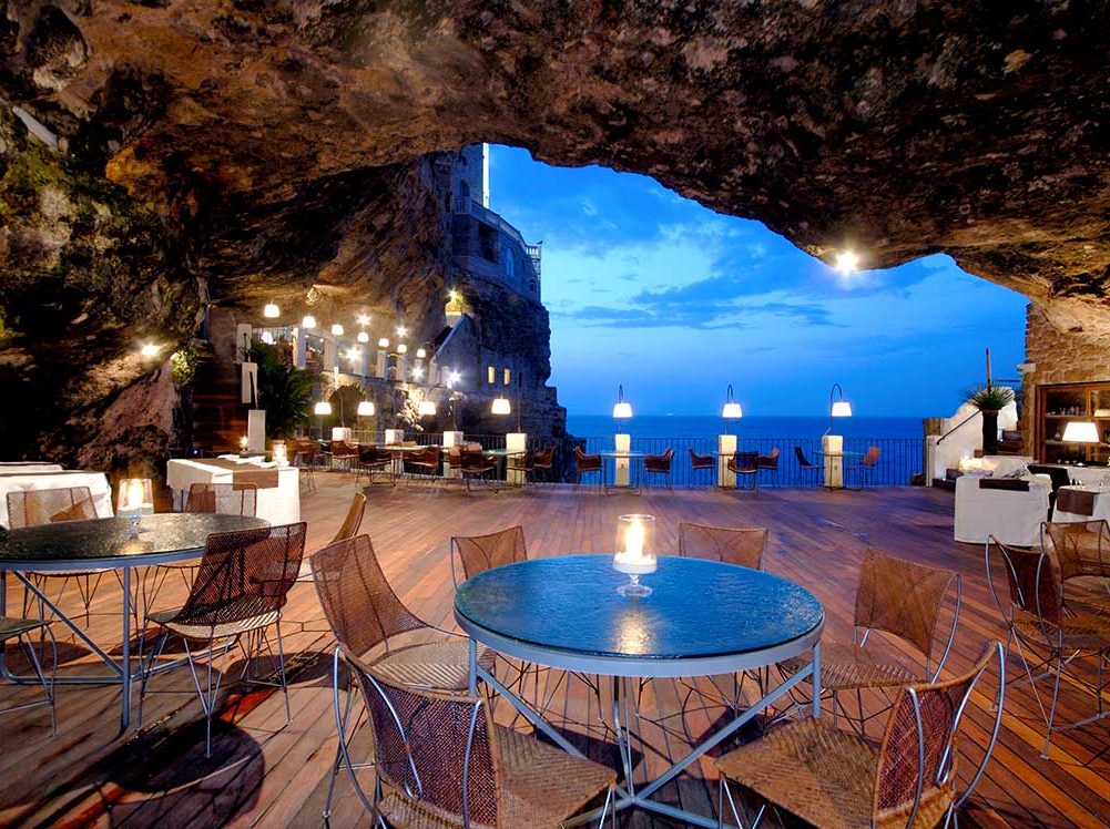 restaurant-grotta-palazzese