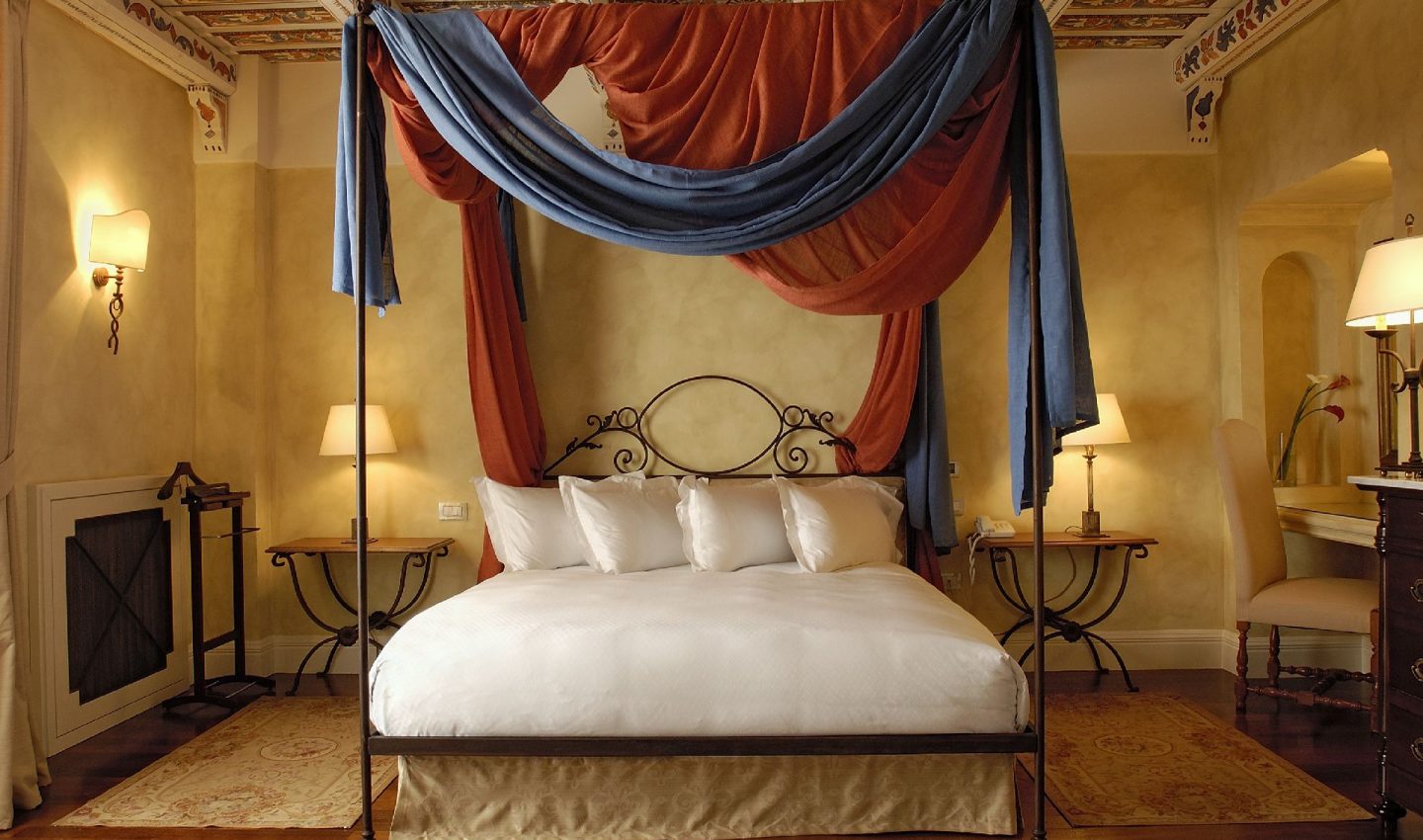 Luxury suite at Kempinski Giardino di Costanza