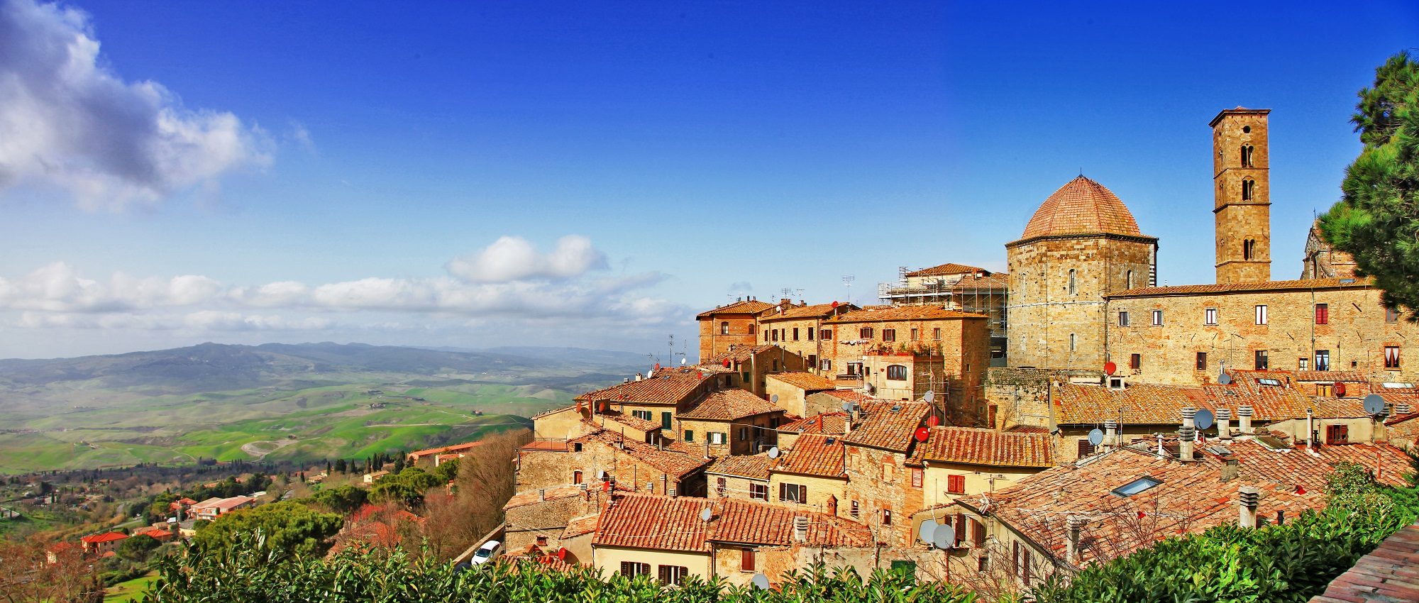 Volterra, Tuscany » City Travel Guide » Cellar Tours