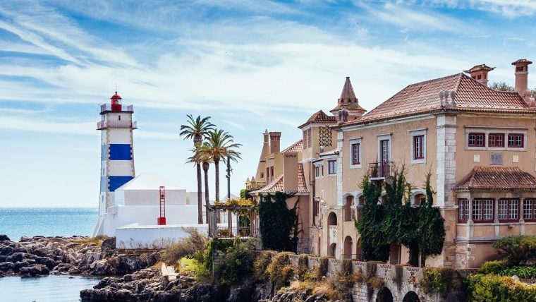 Private Food & Wine Tour in Cascais