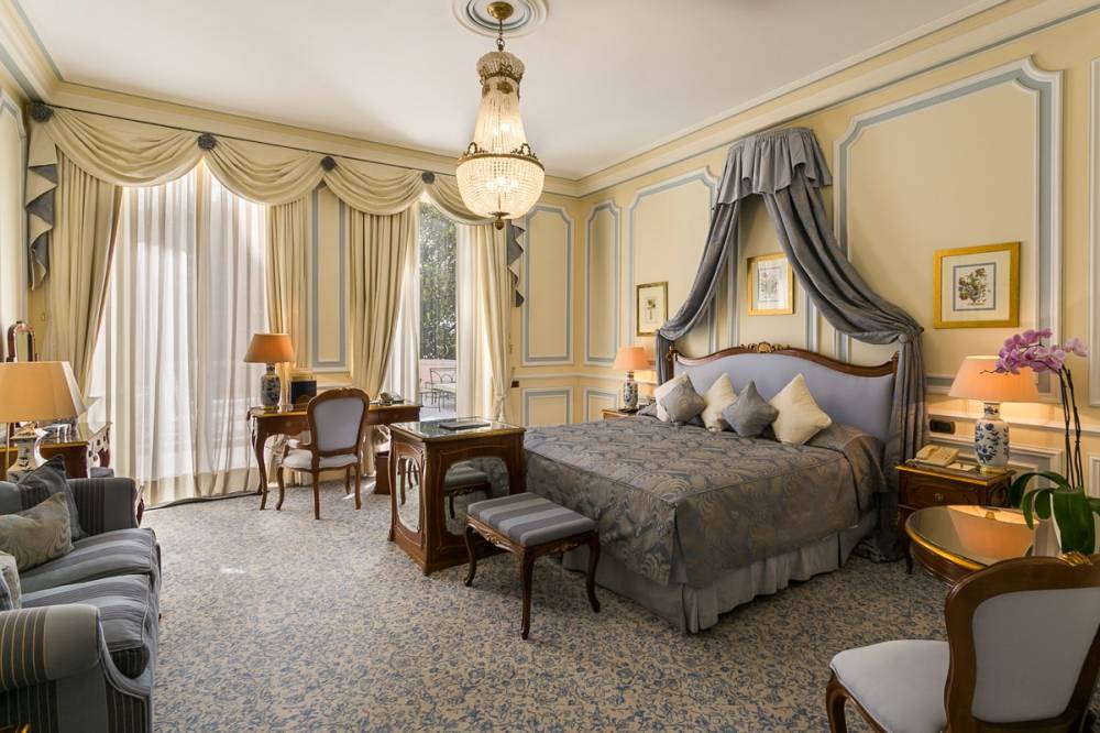 Your five star hotel Your five star hotel