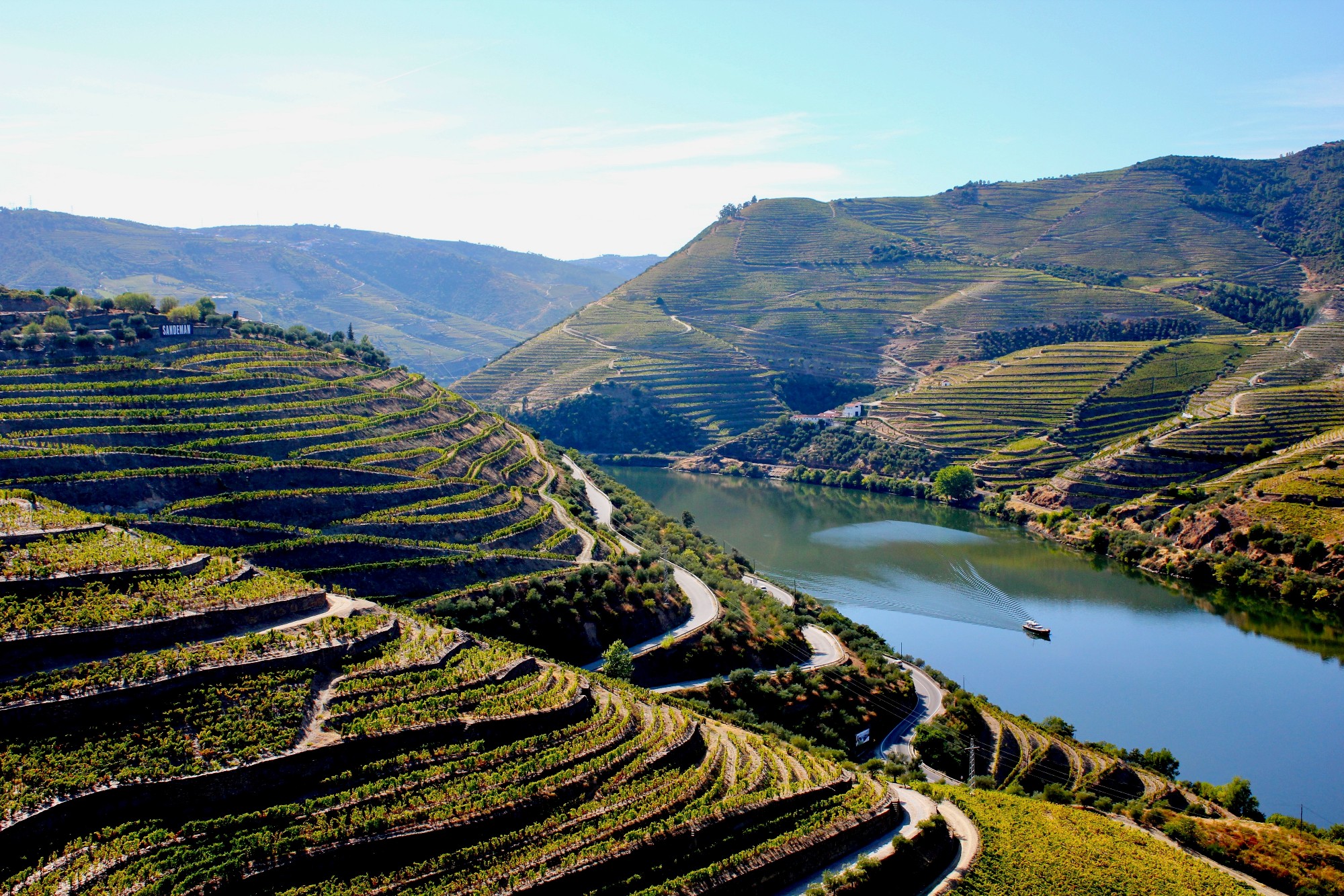 Private boat on the Douro River for a Porto corporate incentive program