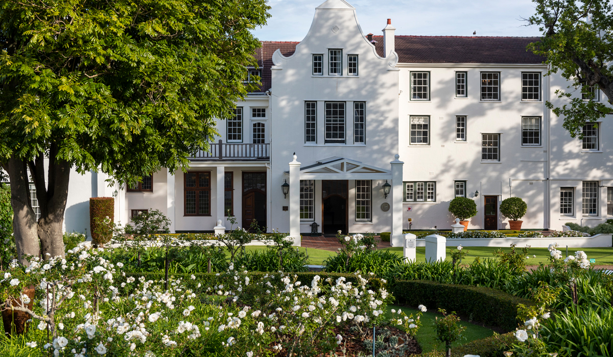 wine-tours - cellars hohenort hotel