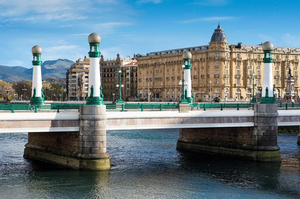The splendid Hotel Maria Cristina, in San Sebastian The splendid Hotel Maria Cristina, in San Sebastian