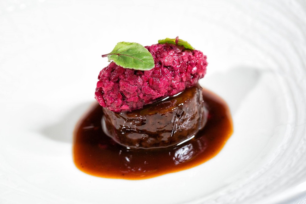 Michelin-starred dining at Restaurante Bardal Michelin-starred dining at Restaurante Bardal
